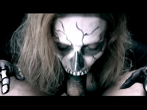 ❤️ Demonsko dekle sesa kurca s svojimi črnimi usti in pogoltne spermo. ❤️❌ Porno na sl.mass-pr.ru ☑